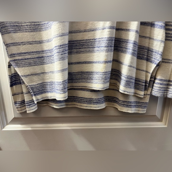 Dalia Relaxed Striped top - M - NWOT - Picture 5 of 5